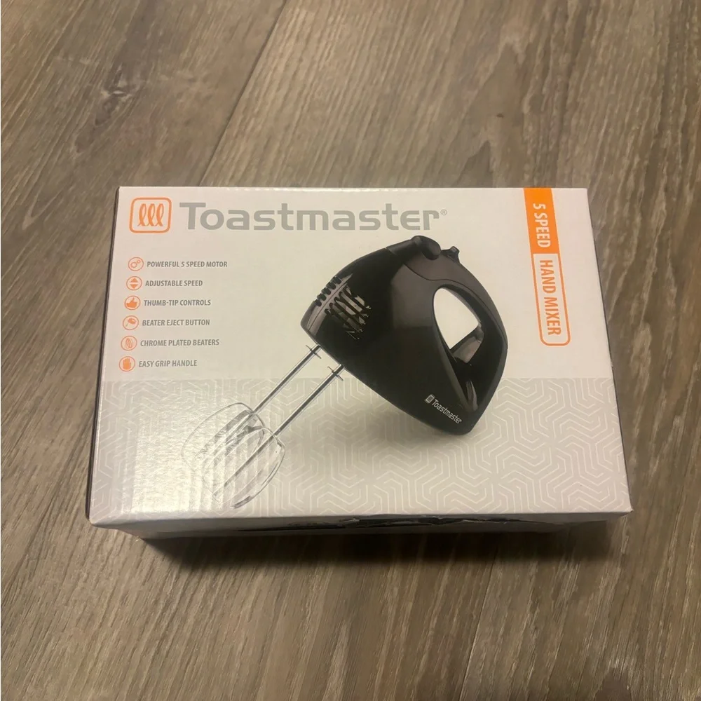 NIB Unopened Toastmaster 5 speed hand mixer